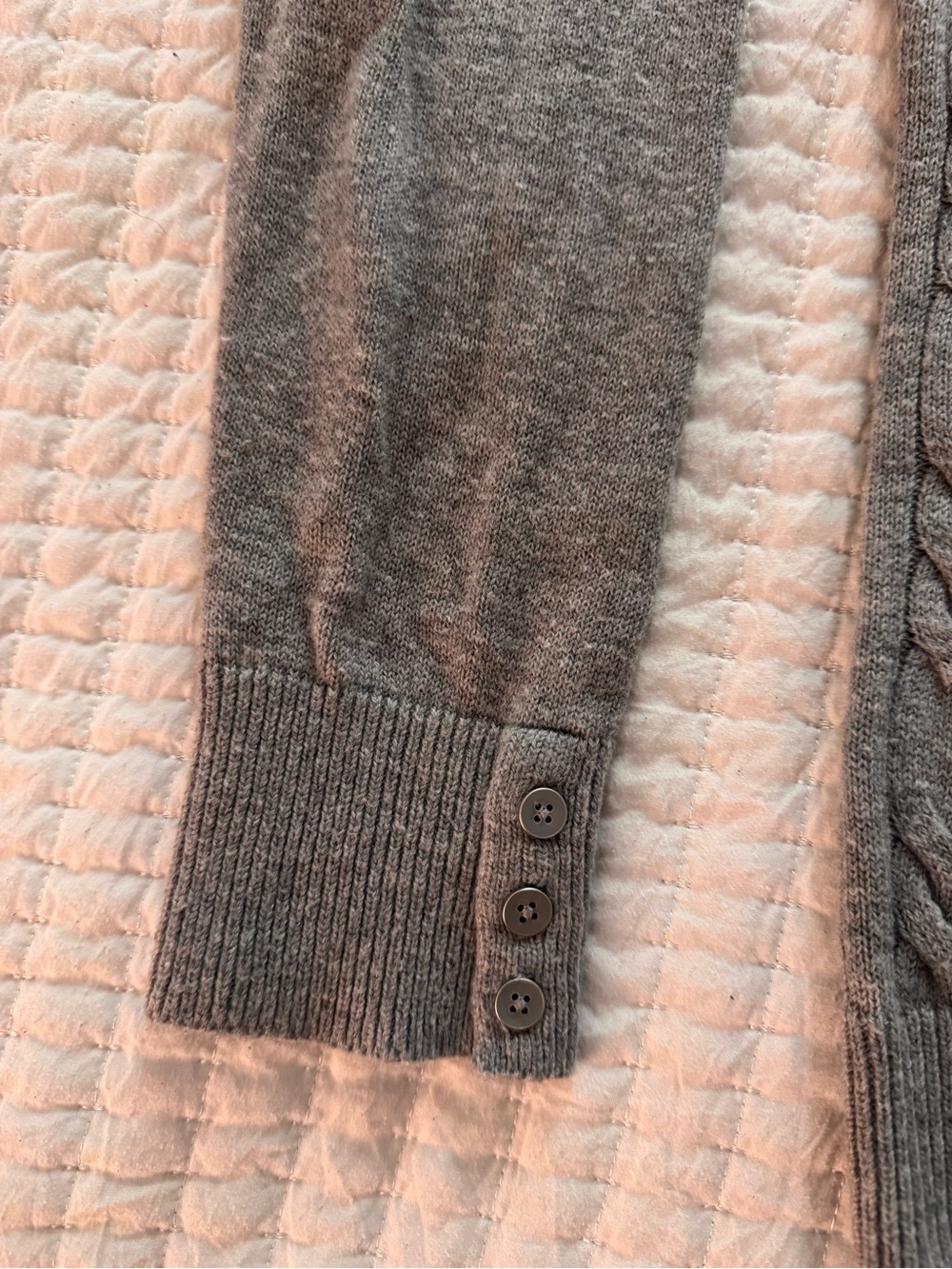 Talbots gray cable-knit crewneck sweater- Size M - Picture 4 of 7